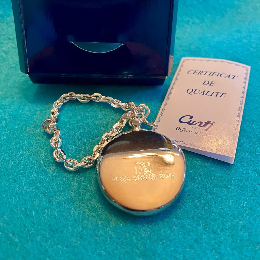 Paris key ring. NIB